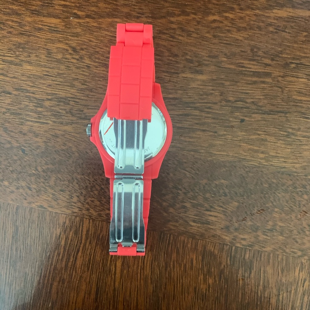 Pink watch - Picture 2 of 3
